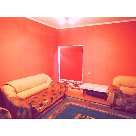 Nomad Apartment On Syganak 10Str Astana Phòng bức ảnh